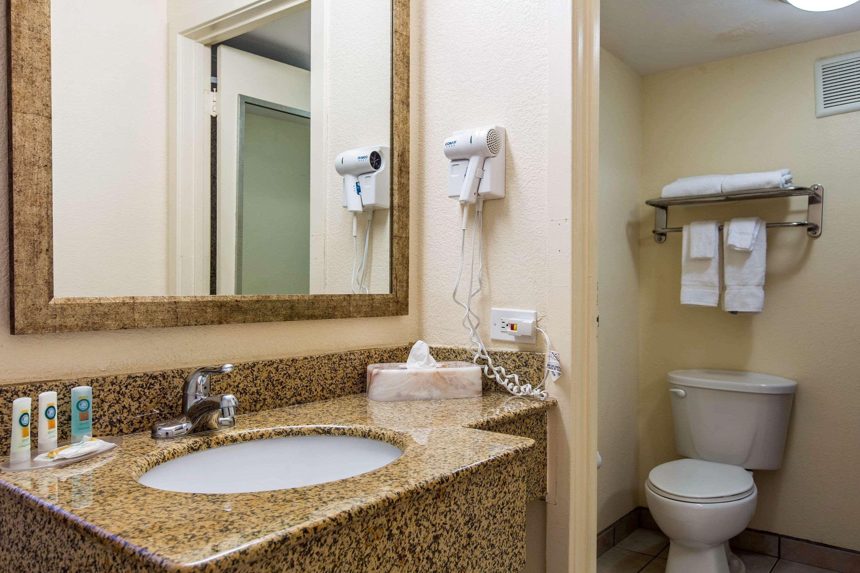 Quality Inn El Centro I-8 מראה חיצוני תמונה